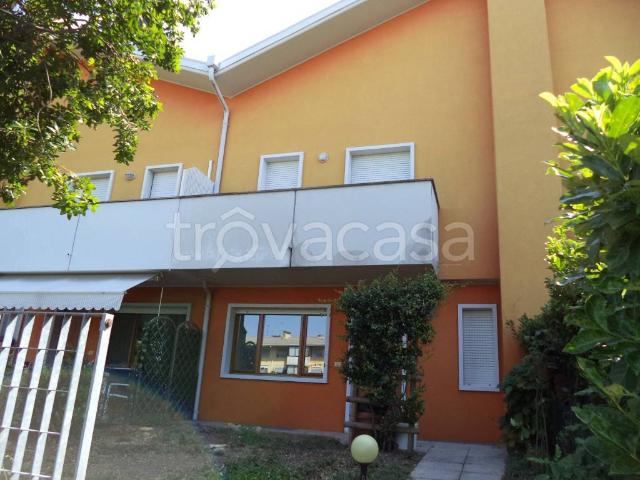 Villa Schiera in vendita a Pasian Di Prato, Friuli-Venezia Giulia