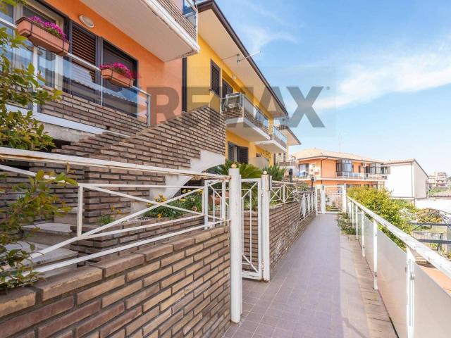 Villa Schiera in vendita a Pedara, Sicilia