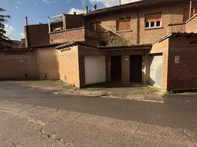 Villa Schiera in vendita a Santa Lucia, Cenerente