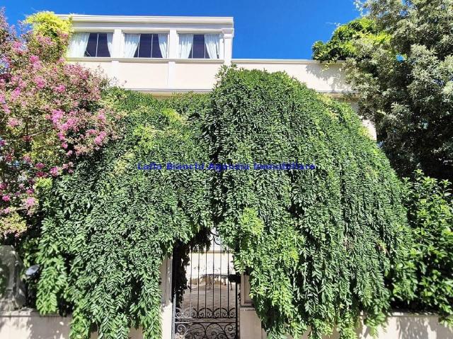 Villa Schiera in vendita a Loreto, Marche