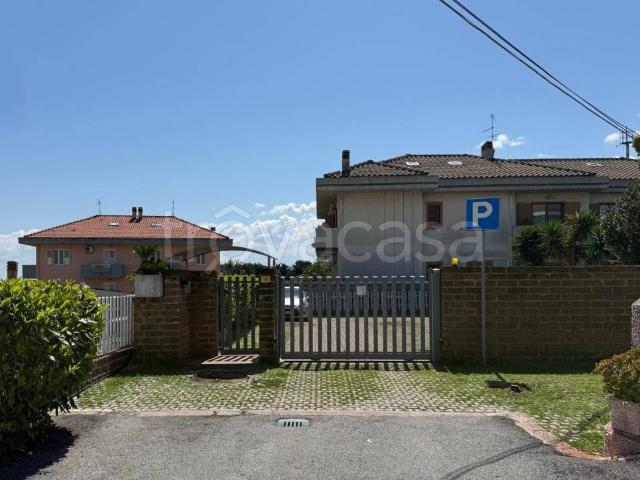 Villa Schiera in vendita a C.da Colle Cervone, Pescara