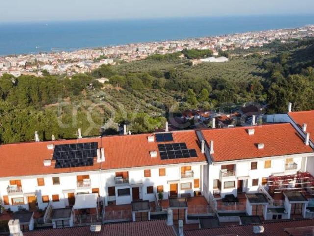 Villa Schiera in vendita a San Silvestro, Pescara