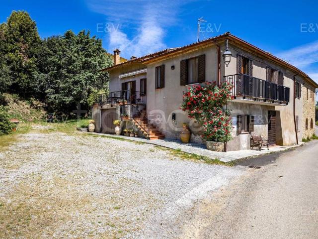 Villa Schiera in vendita a Piegaro, Umbria