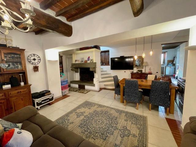 Villa Schiera in vendita a Crociale, Tonfano