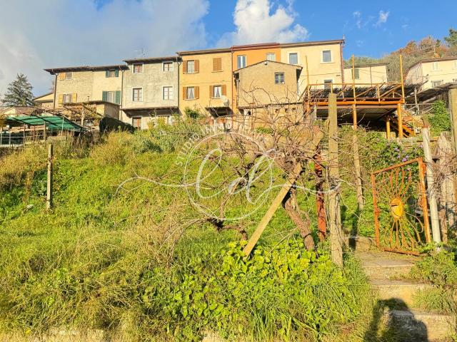 Villa Schiera in vendita a Castello, Tonfano