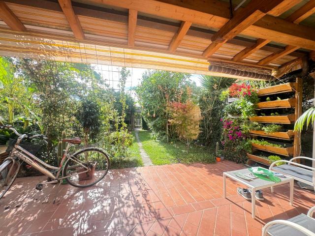 Villa Schiera in vendita a Tonfano, Toscana