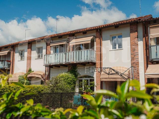 Villa Schiera in vendita a Riva, Piemonte