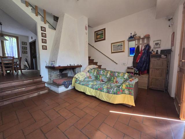 Villa Schiera in vendita a Pistoia, Toscana
