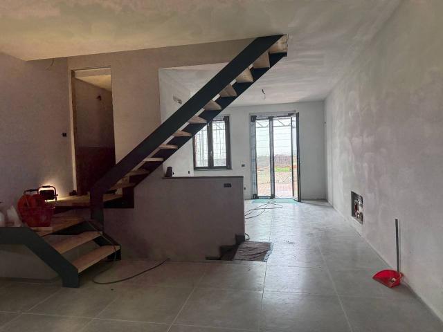 Villa Schiera in vendita a Turro, Podenzano