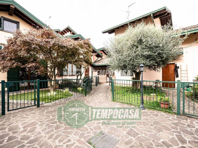 Villa Schiera in vendita a Pogliano Milanese, Lombardia