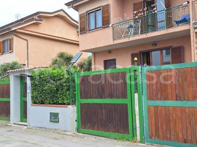 Villa Schiera in vendita a Pontecagnano, Campania