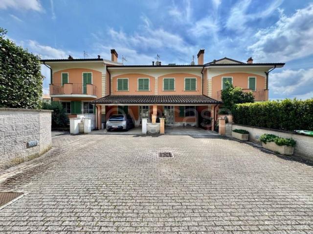 Villa Schiera in vendita a Rughi, Porcari