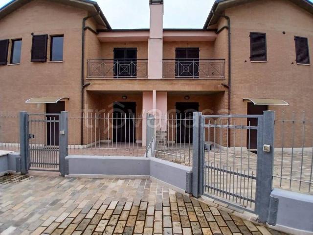 Villa Schiera in vendita a Faleriense, Marche