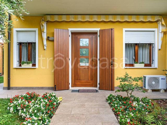 Villa Schiera in vendita a Pove del Grappa, Vicenza