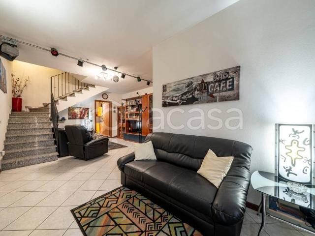 Villa Schiera in vendita a Correggio, Reggio nell'Emilia