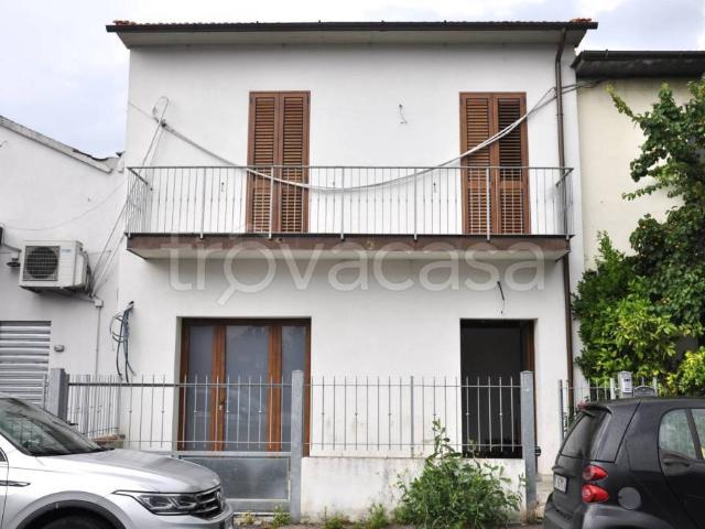 Villa Schiera in vendita a San Paolo, Prato