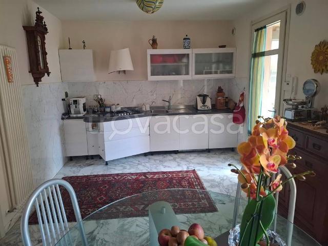 Villa Schiera in vendita a Santa Gonda, Prato