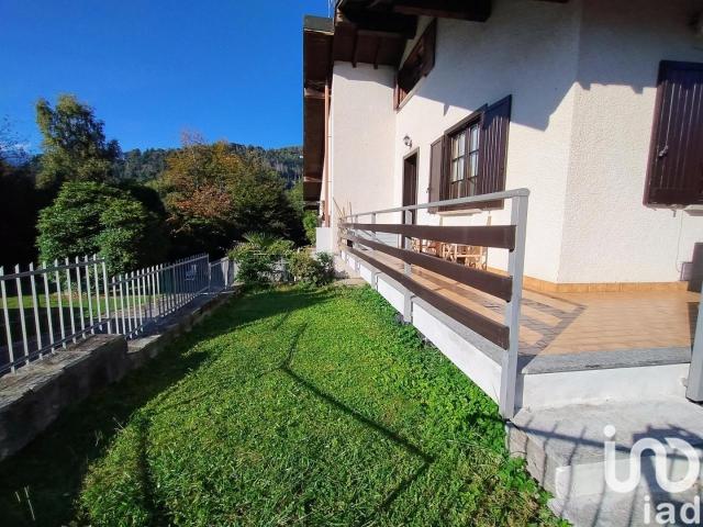 Villa Schiera in vendita a Piemonte, Verbano-cusio-ossola