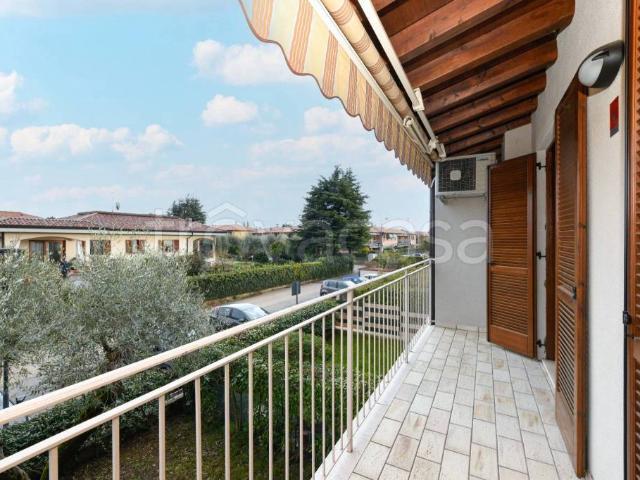 Villa Schiera in vendita a Puegnago, Lombardia