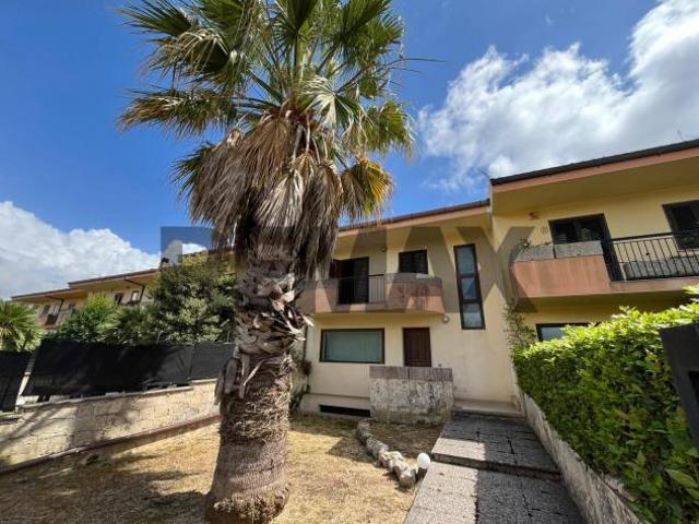 Villa Indipendente in vendita a Ragusa, Sicilia