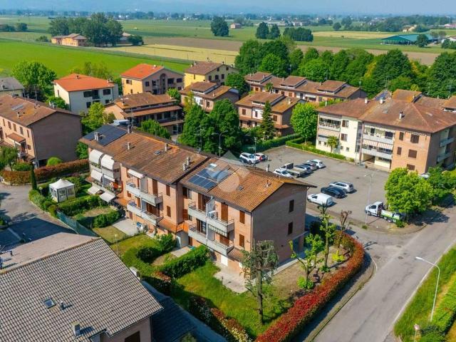 Villa Schiera in vendita a Bagno, Re