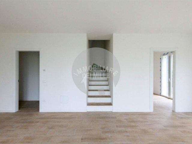 Villa Schiera in vendita a San Giacomo esterna, Re