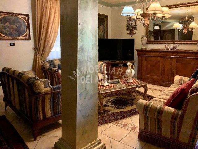 Villa Schiera in vendita a San Giacomo esterna, Re