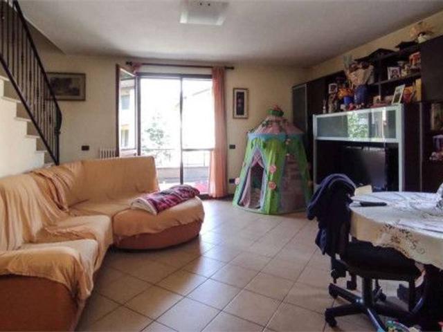Villa Schiera in vendita a San Nicolò, Re