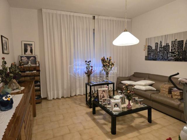 Villa Schiera in vendita a Regina Pacis, Re