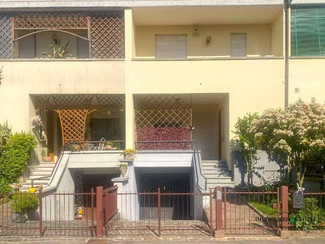 Villa Schiera in vendita a San Bartolomeo, Re