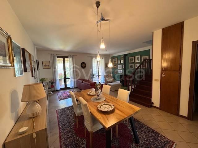 Villa Schiera in vendita a Baragalla, Re