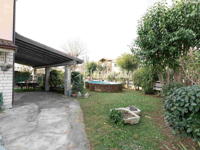 Villa Schiera in vendita a Treponti, Rezzato