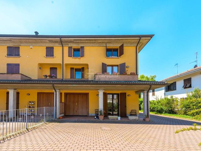 Villa Schiera in vendita a Pianura Reggiana, Re