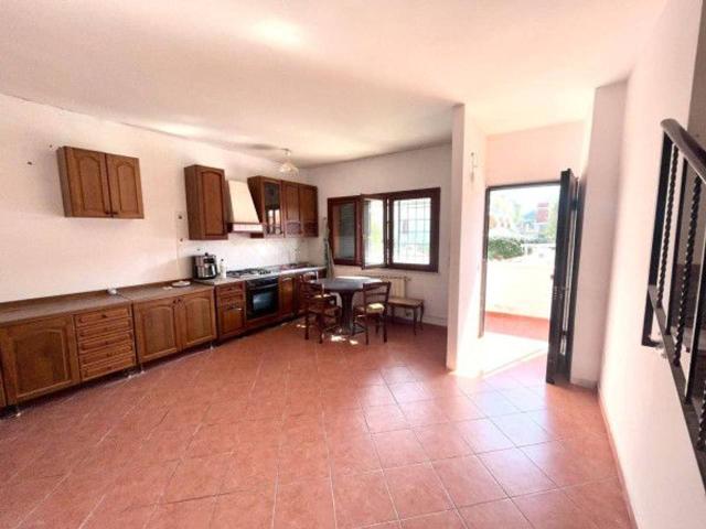 Villa Schiera in vendita a Casal Bernocchi, Roma Capitale