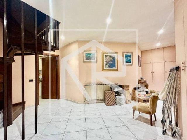Villa Schiera in vendita a Prato Fiorito, Roma Capitale