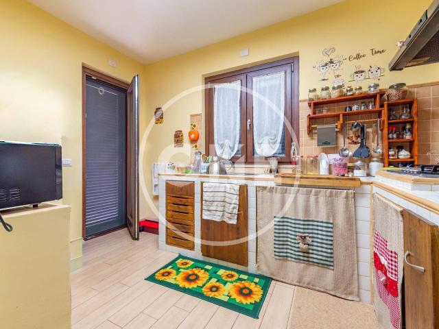 Villa Schiera in vendita a Monte Migliore, Roma Capitale