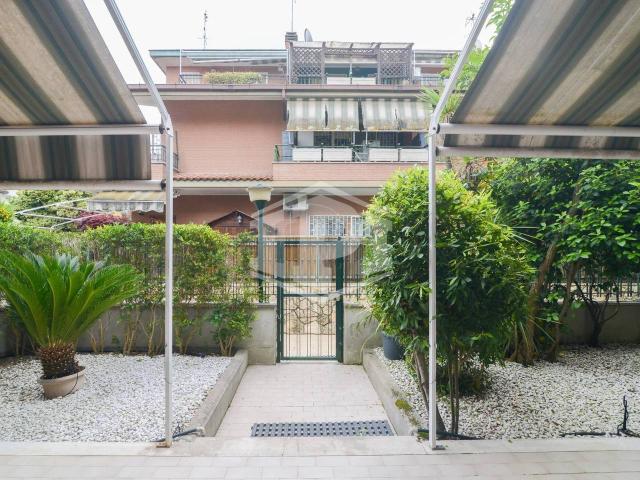 Villa Schiera in vendita a Casalotti, Roma