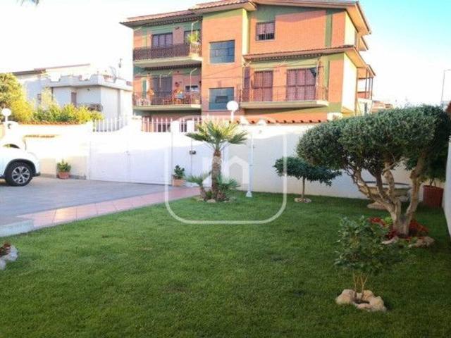 Villa Schiera in vendita a Prato Fiorito, Roma Capitale