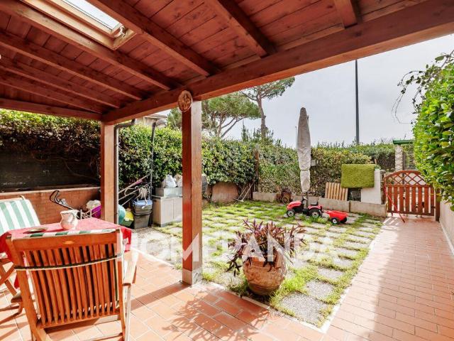 Villa Schiera in vendita a Villaggio Breda, Roma Capitale