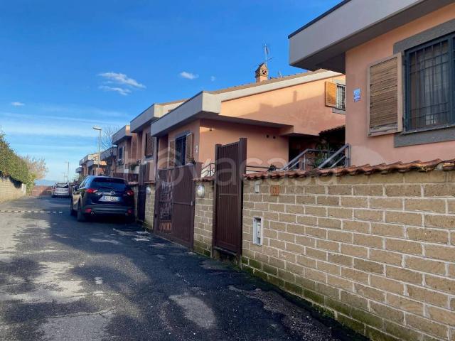 Villa Schiera in vendita a Roma Capitale, Lazio