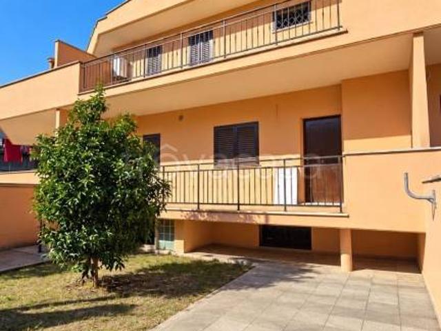 Villa Schiera in vendita a Prima Porta, Roma