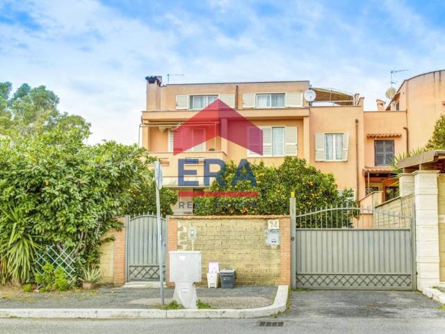 Villa Schiera in vendita a Municipio Roma X, Roma Capitale