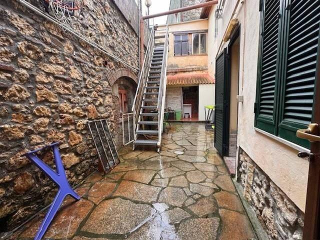 Villa Schiera in vendita a Rosignano Marittimo, Toscana