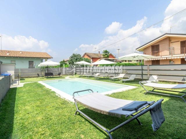 Villa Schiera in vendita a Rosta, Torino