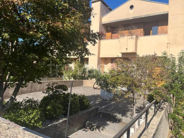 Villa Schiera in vendita a Pordenone, Friuli-Venezia Giulia