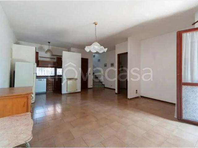 Villa Schiera in vendita a Comunità Montana Parco Alto Garda bresciano, Salò