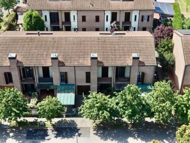 Villa Schiera in vendita a Unione Reno Galliera, San Giorgio Di Piano