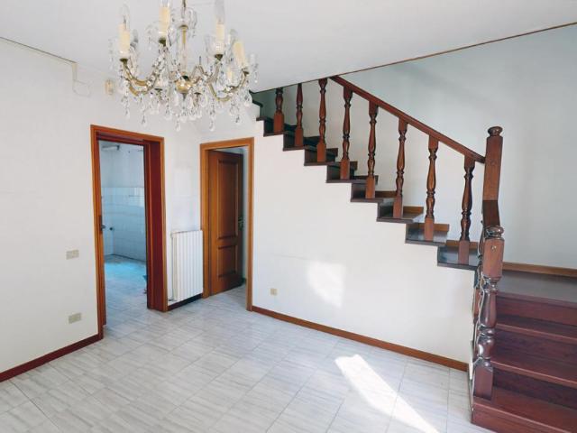 Villa Schiera in vendita a San Giuliano Terme, Toscana