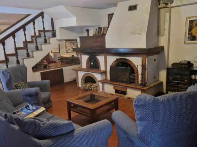 Villa Schiera in vendita a Asciano, San Giuliano Terme