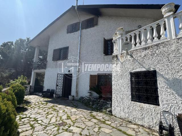 Villa Schiera in vendita a Sambuy, Piemonte